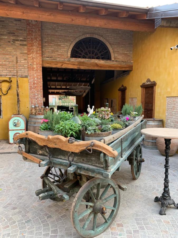 B&B Formigola Corticelle Pieve Esterno foto